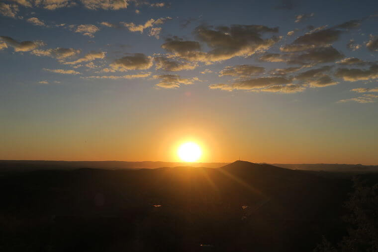 Zonsondergang boven Kaokoland in Namibië