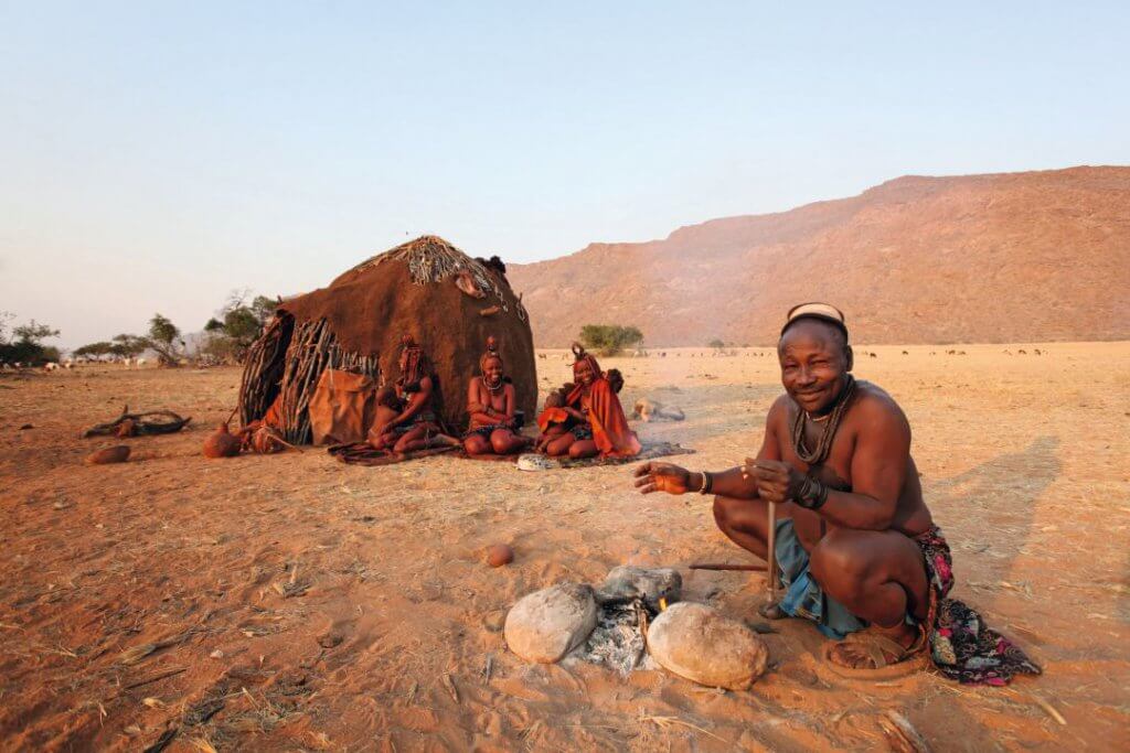 Himbas in noord Namibië - Mambulu! Safaris with a Difference