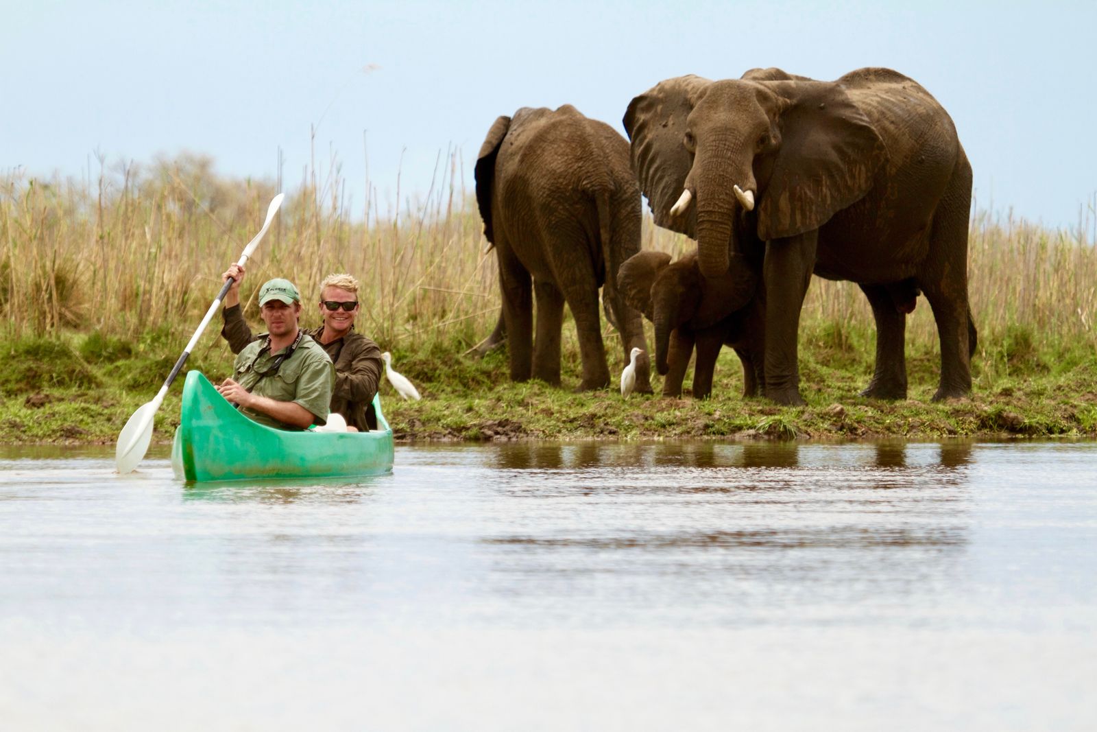 Kano safari met Tusk & Mane op Zambezi rivier Zambia